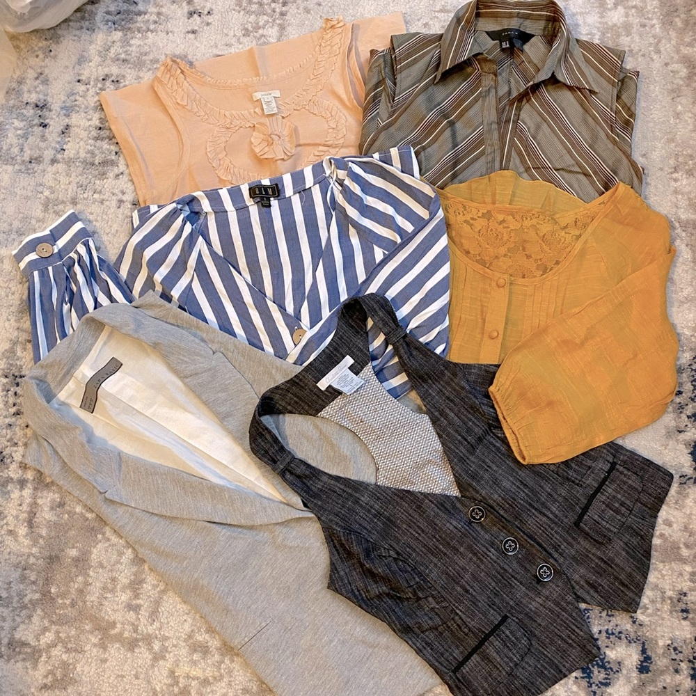 Women’s Top Bundle [Closet Closing Soon]